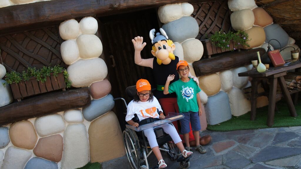 Alexandra au parc Asterix