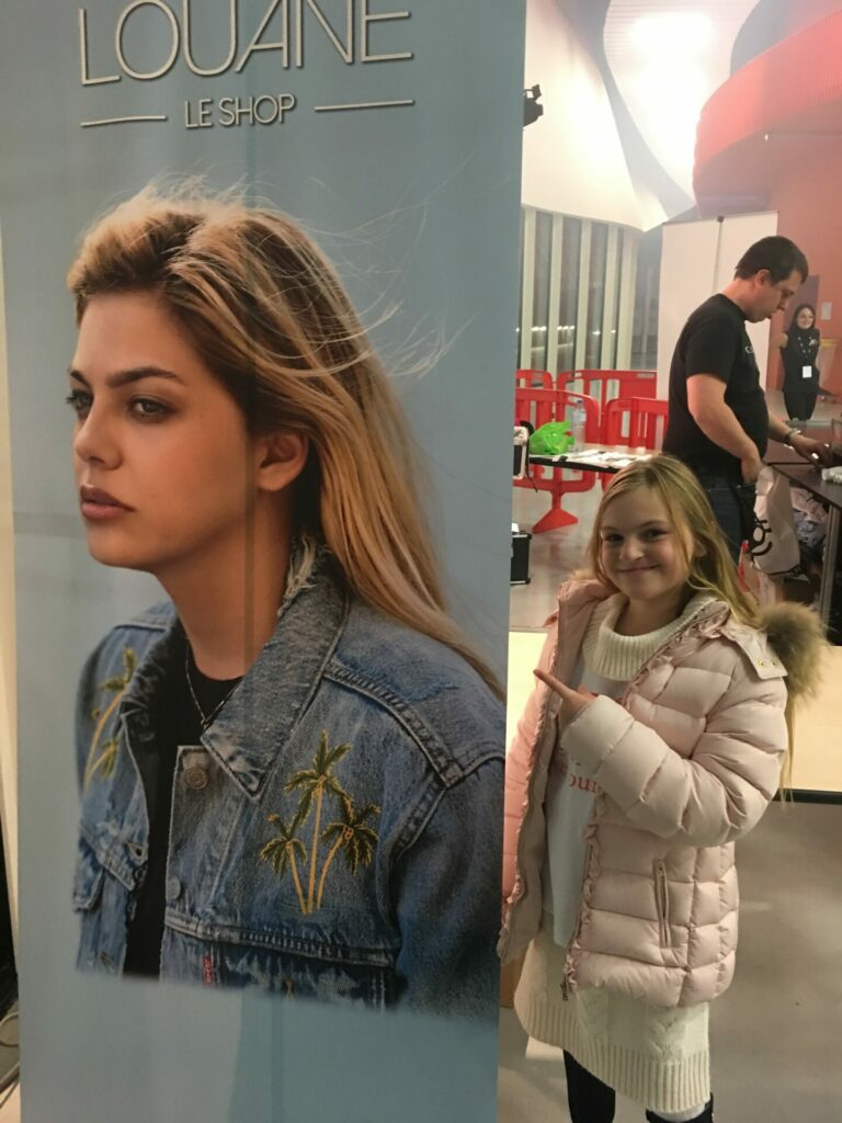 Mathilde au concert de Louane
